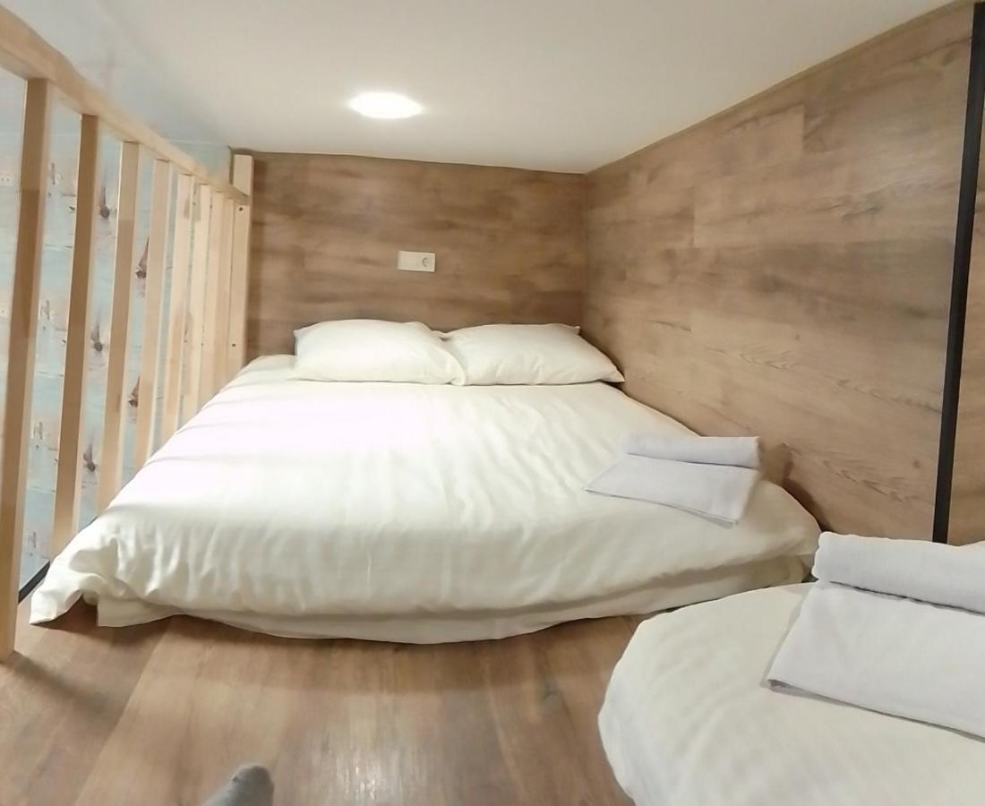 Hostel Voyage 키예프 외부 사진